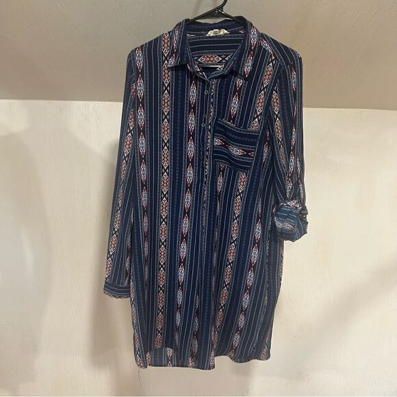 Entro Navy Blue Southwestern Pattern Shirtdress with rolled up sleeves - Picture 12 of 16